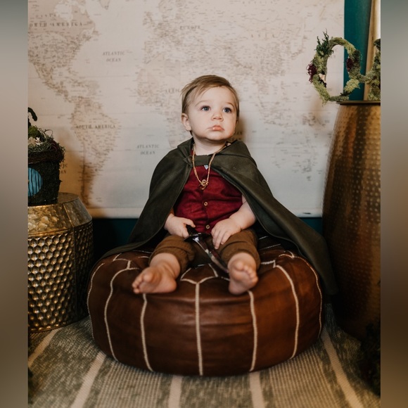 9-12M size “hobbit” or medieval costume - Picture 1 of 3